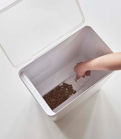 Yamazaki Home Airtight Pet Food Storage Container - Cat and Dog Food Holder Bin with Transparent Lid and Handle PolypropyleneLargeWhite - color: White, size: Large
