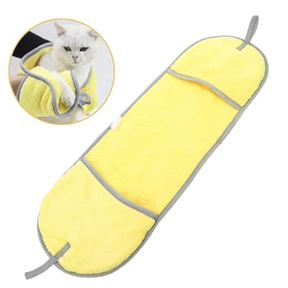 Absorbent Coral Fleece Pet Towel for Dogs and Rabbits Thickened Bath Towel for Quick Drying and Warmth Soft High-Density Microfiber Grooming Cloth and Easy to Store Dog Bathing