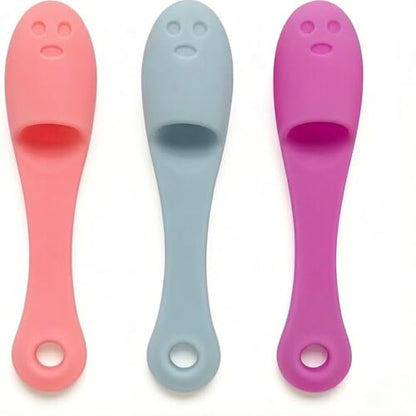 3-Pack Silicone Finger Toothbrush, with Soft Mane and Smiling Face Design, Easy to Grip Finger Toothbrush for Small Dogs and Cats (Pink, Blue, Purple)