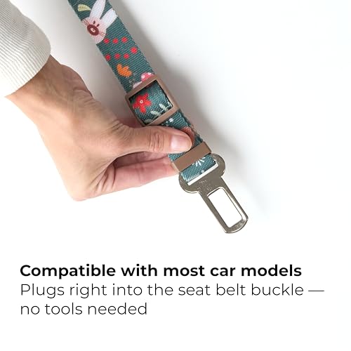 KIKI & RIKI Dog Car Seat Belt, Adjustable 14–24 in (36–61 cm), Premium Nylon Safety Tether, Universal Buckle Clip, Durable Vehicle Restraint Strap, Green (Berry Forest)