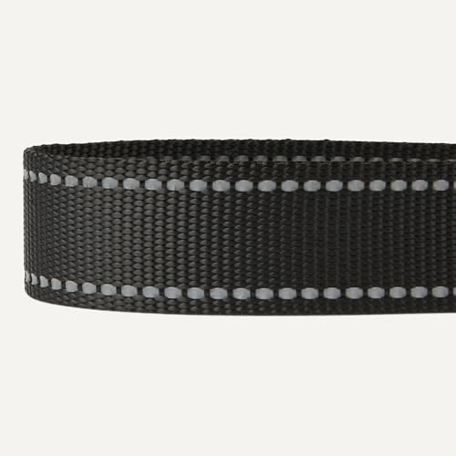 Amazon Basics Reflective Polyester Dog Collar, Adjustable Length 15"-23.5", 1.1" W, Quick-Release Buckle for Easy On/Off, Medium, Black - size: m