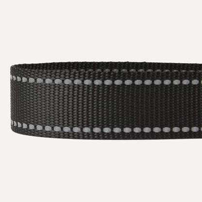 Amazon Basics Reflective Polyester Dog Collar, Adjustable Length 15"-23.5", 1.1" W, Quick-Release Buckle for Easy On/Off, Medium, Black - size: m