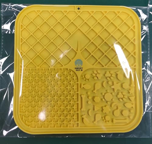 Calming Treat Mat for Dogs and Cats, Anti-Anxiety Slow Feeder with Strong Suction Cups, Silicone Licking Pad for Bathing, Grooming and Training, Enrichment and Stress Relief