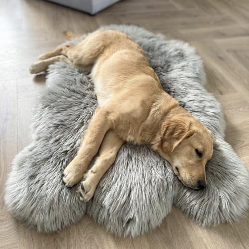Faux Fur Orthopedic Dog Bed, Memory Foam, Grey 40"x25" | Plush Washable Dog Rug with Waterproof Machine Washable Cover, Calming for Anxious Senior Dogs, Relieves Joints - color: Grey, size: Medium