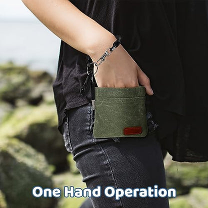 cambk Dog Treat Pouch Training Kit for Keychain, Small Puppy Treat Bag with Clip for Leash on the go, Hands Free Auto Closure Pouches with Dog Clicker and Silent Whistle for Pet Training